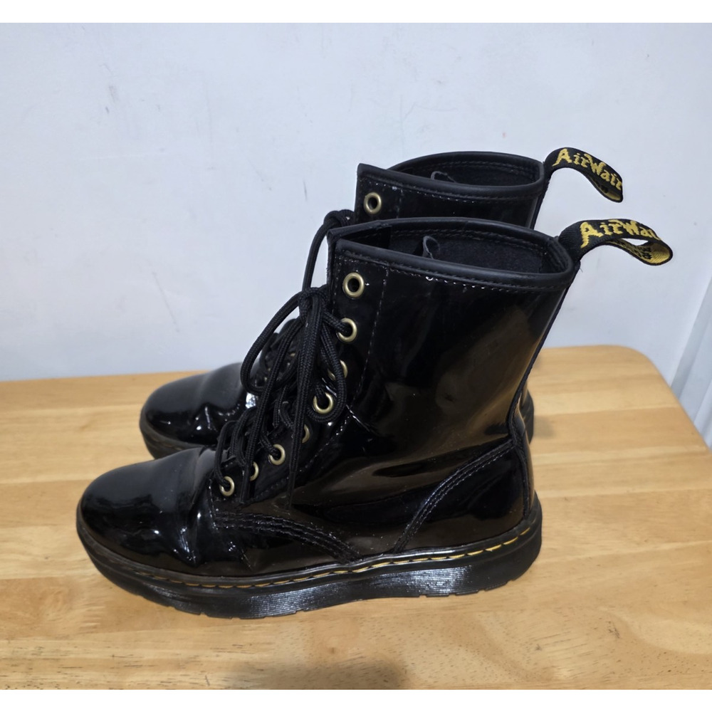 Dr. Martens Zavala Womens Size 7 Mens 6 Black Leather Combat Boots Side Zip